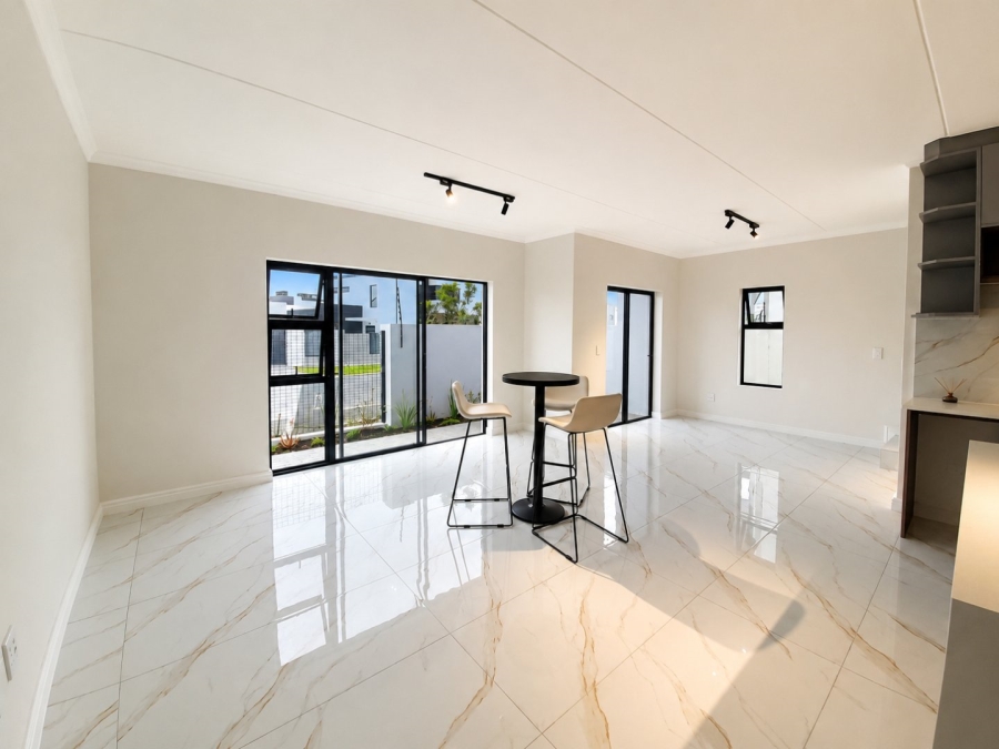 3 Bedroom Property for Sale in Sandown Western Cape